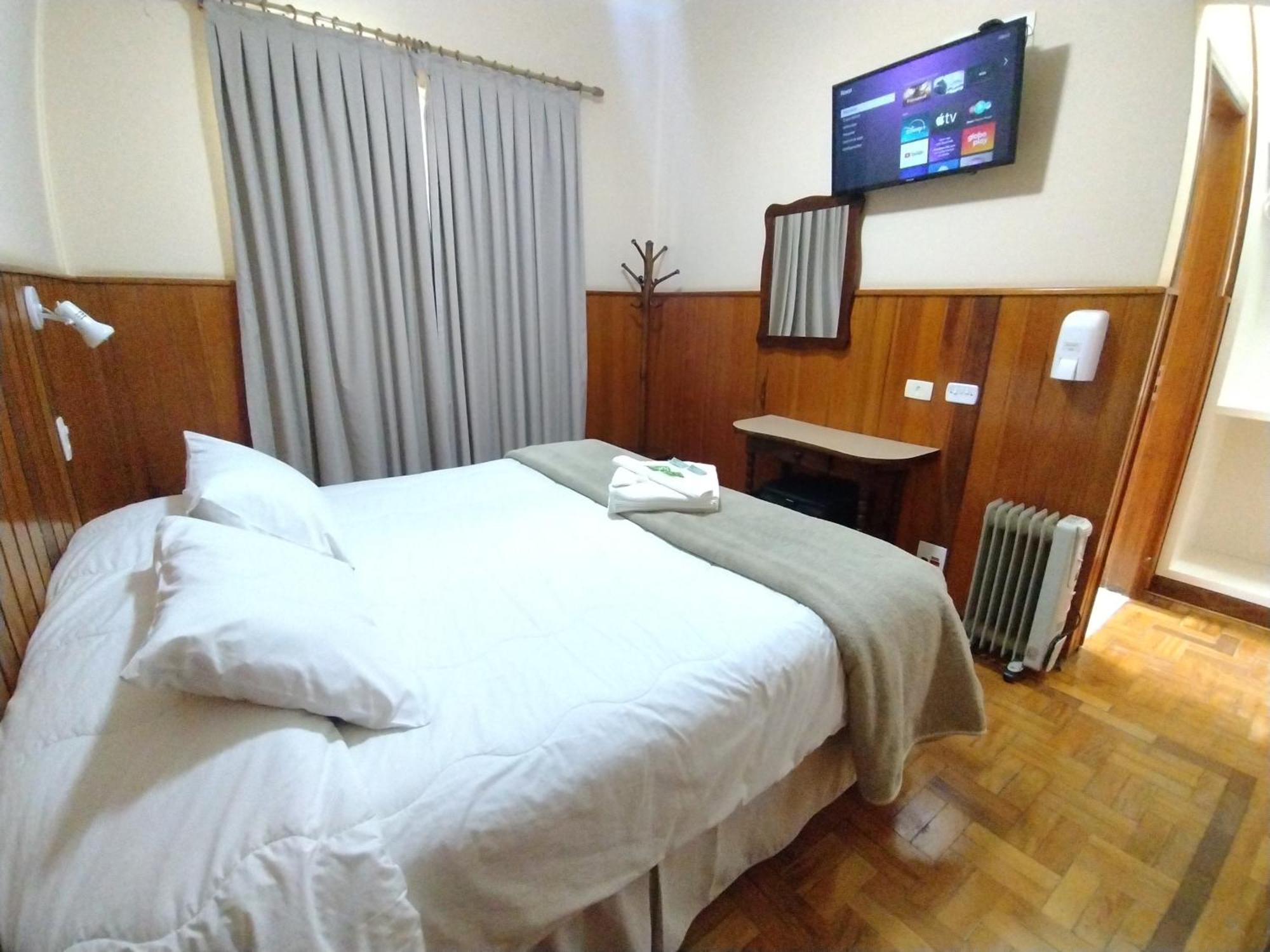 Hotel Casa Sao Jose Campos do Jordão Exteriör bild
