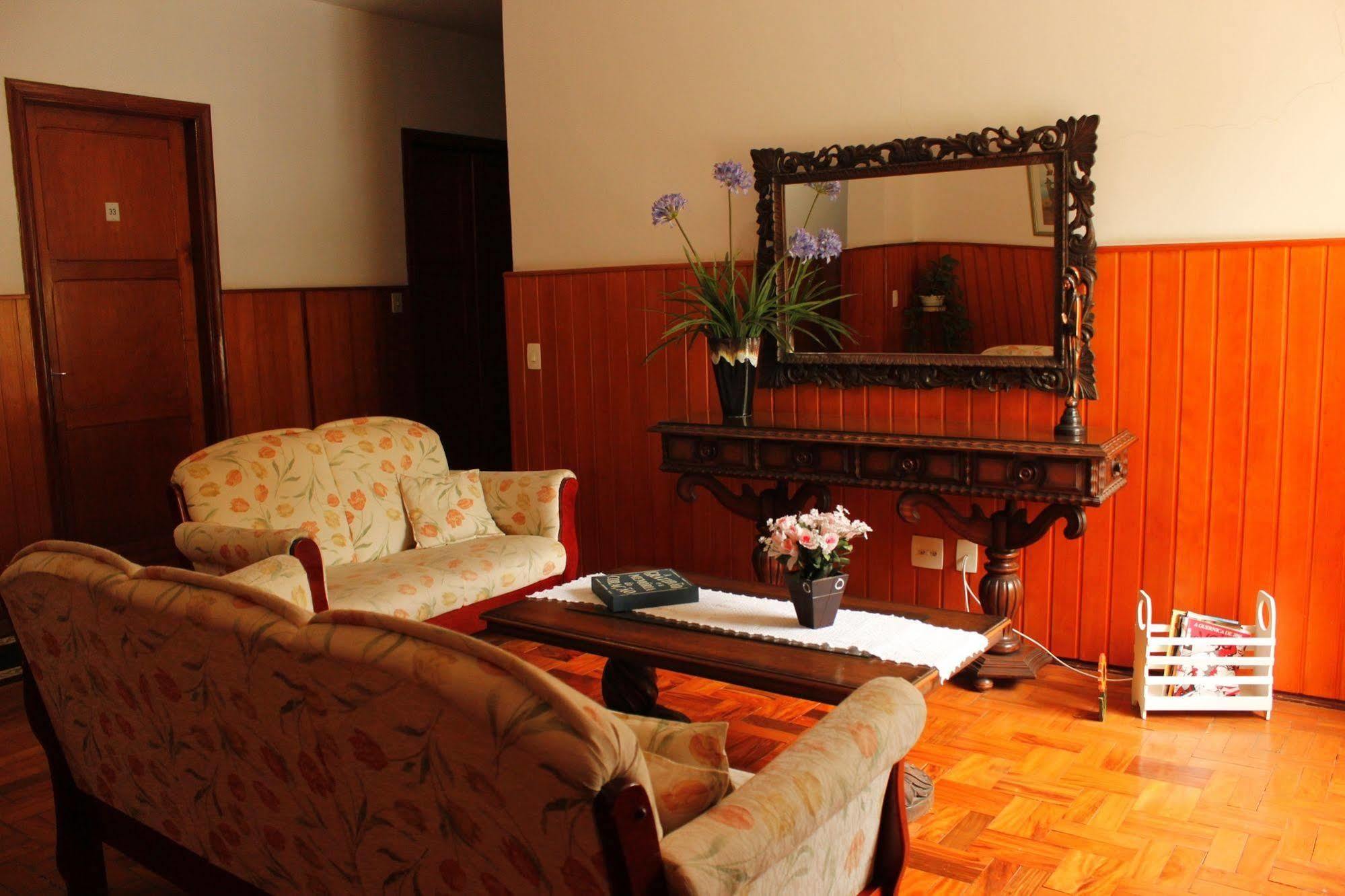 Hotel Casa Sao Jose Campos do Jordão Exteriör bild